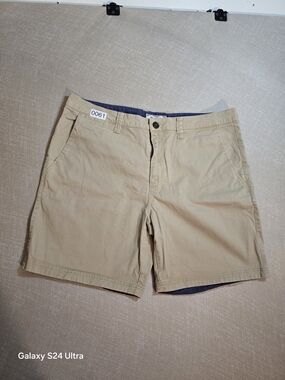 Flag And Anthem Men’s khaki Flat Front Stretch Cotton Shorts Sz 36